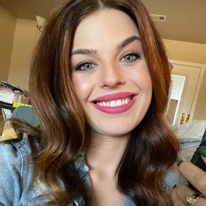 Meet your Posher, Catherine